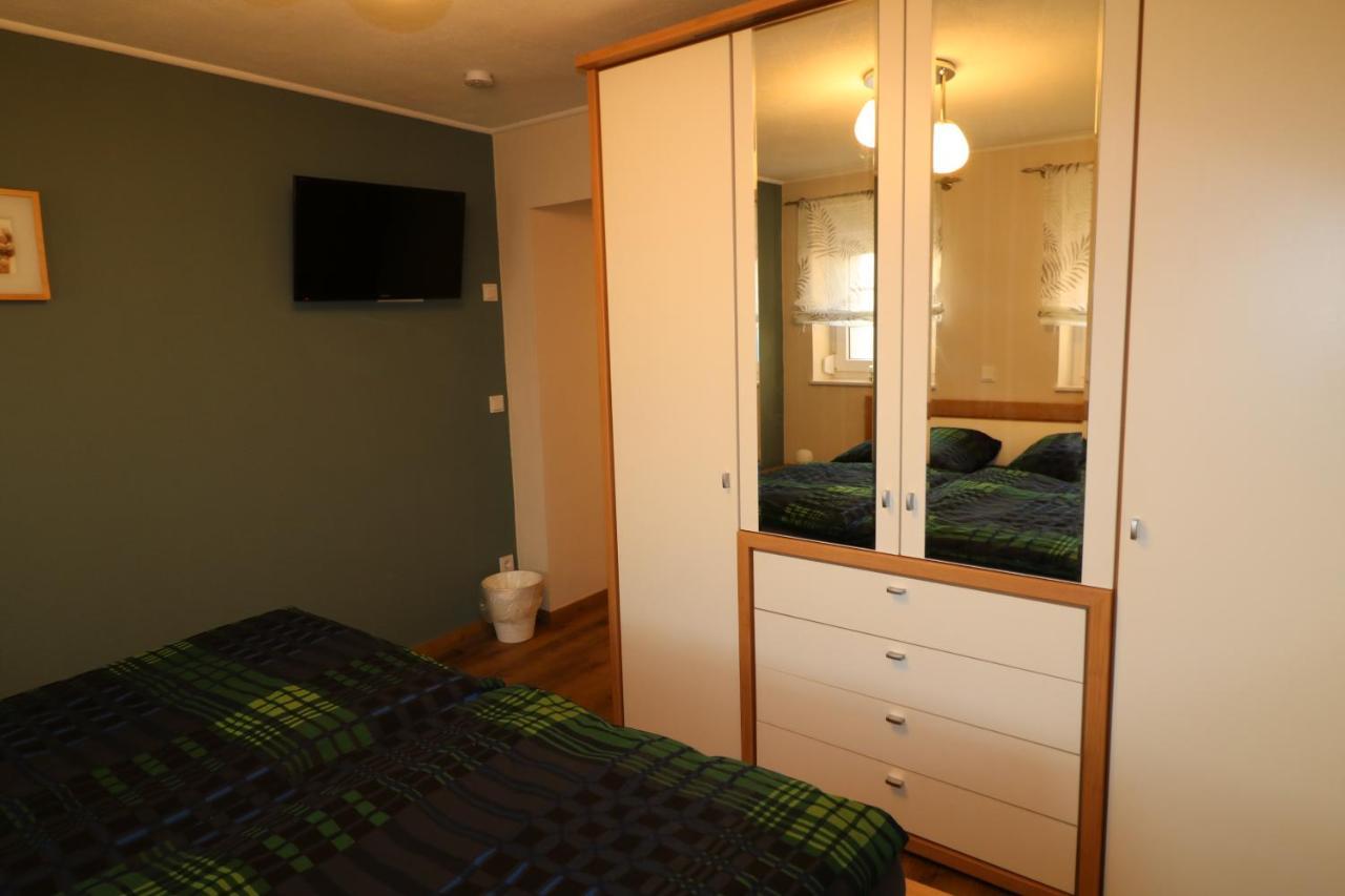 Ferienwohnung Am Pfaffenderbach Ralingen Exteriér fotografie